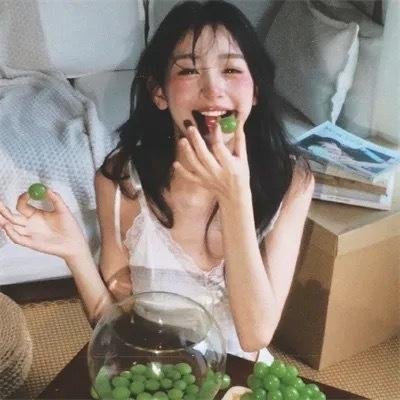 褶边海报